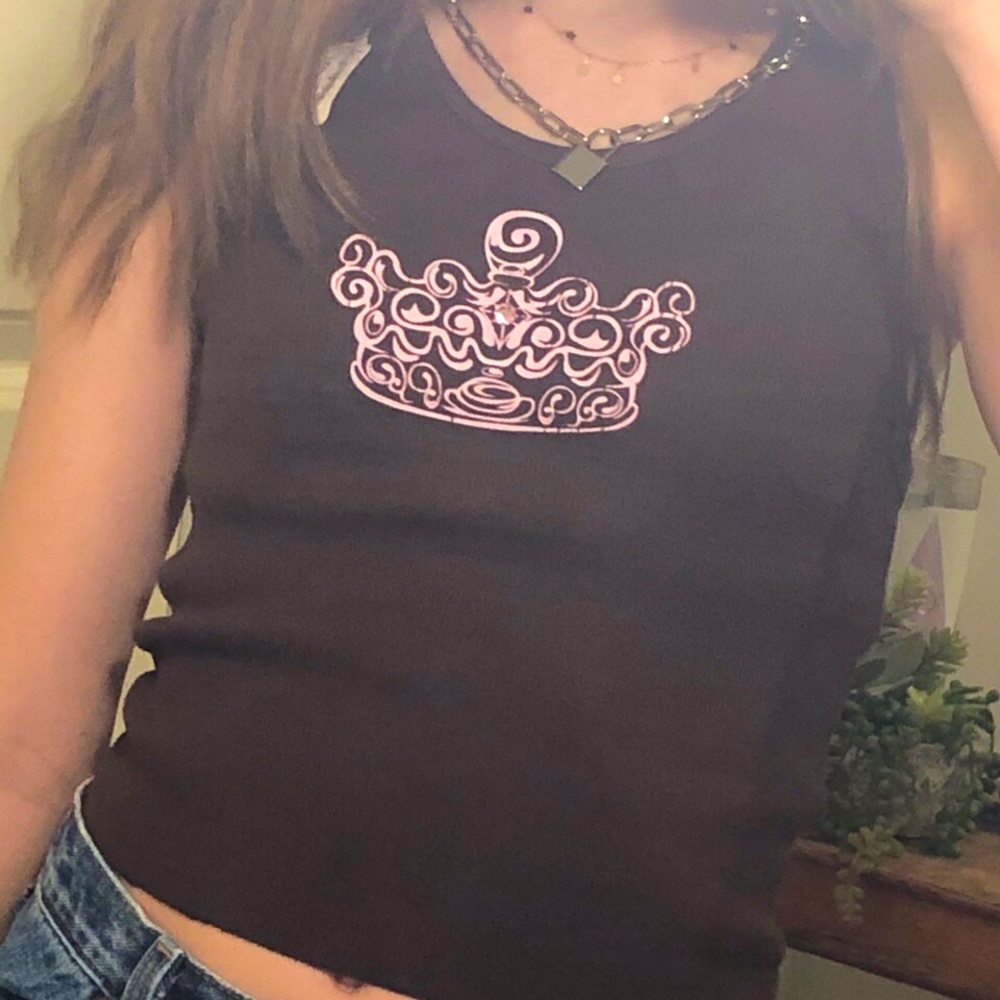 NWT cute 2000s crop